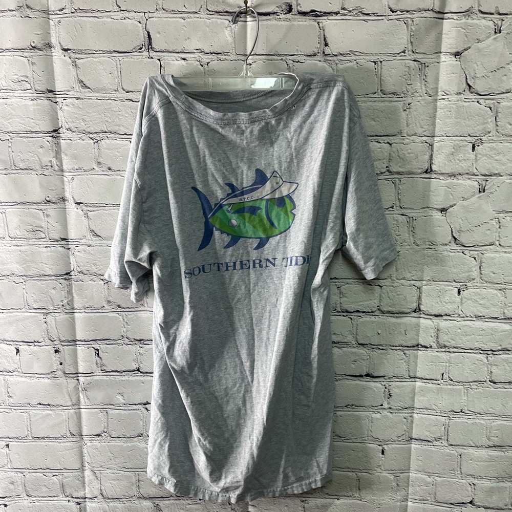 Vintage Southern Tide Golf/Fishing Graphic T-Shirt